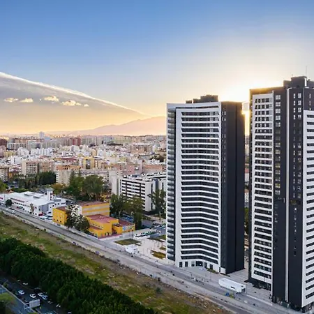 Urban Sky Sea View 27e Apartment